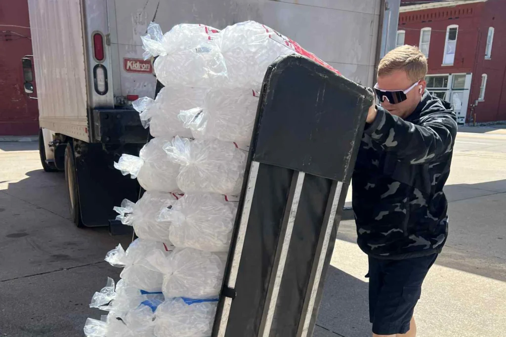 Ice Delivery-Missouri